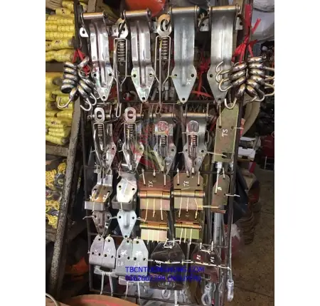 Phụ Kiện Thùng Xe Ô Tô Tải: Hướng Dẫn Lựa Chọn Tối Ưu