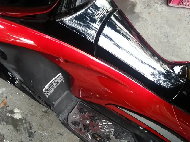 Phủ Nano Xe Máy - Xe Ô Tô Bảo Vệ Màu Sơn Xe