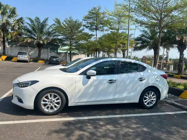 Phụ Phí Nhiên Liệu Xe Ô Tô