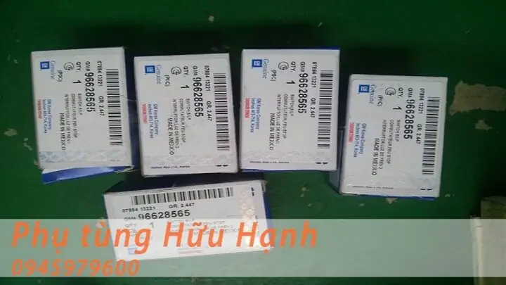 Công Tắc Đèn Stop Captiva: Phụ Tùng Nhỏ, Vai Trò Lớn