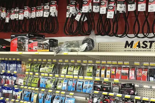 16. Cửa Hàng Phụ Tùng Ô Tô