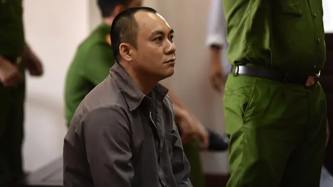 Xét Xử Vụ Xe Container Đâm Innova Đi Lùi Trên Cao Tốc: Tài Xế Xe Container Yêu Cầu Thay Công Tố Viên, Vks Đề Nghị Giữ Nguyên Bản Án