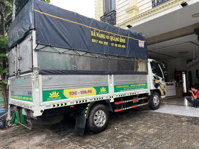 Quảng Cáo Dán Xe Ô Tô Đà Nẵng