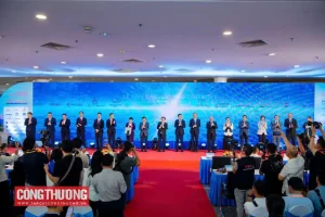 Các Đại Biểu Thực Hiện Nghi Lễ Khai Mạc Triển Lãm Ô Tô Việt Nam - Vietnam Motor Show 2024