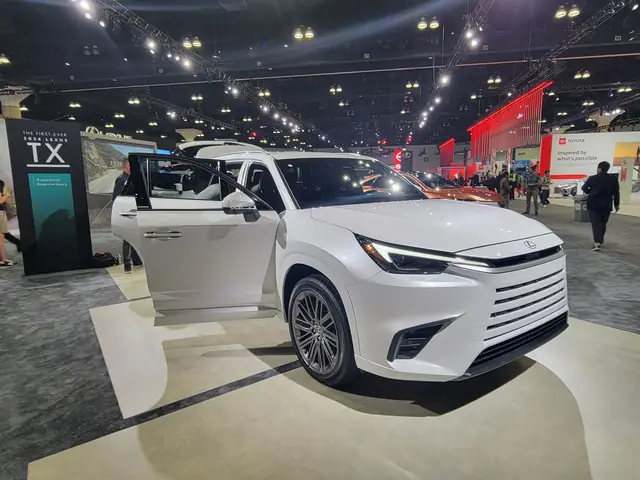 Quy Định Chất Xếp Hàng Hóa Trên Xe Ô Tô: Hướng Dẫn Chi Tiết