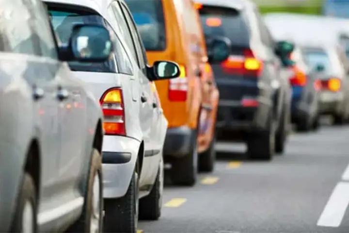 Căn Khoảng Cách An Toàn Phía Sau