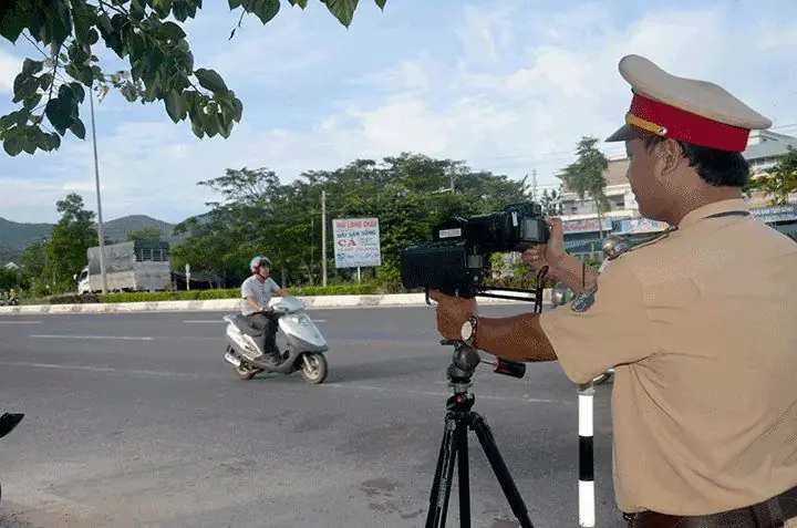 Quy Định Về Mức Xử Phạt Lỗi Xe Ô Tô Chạy Quá Tốc Độ