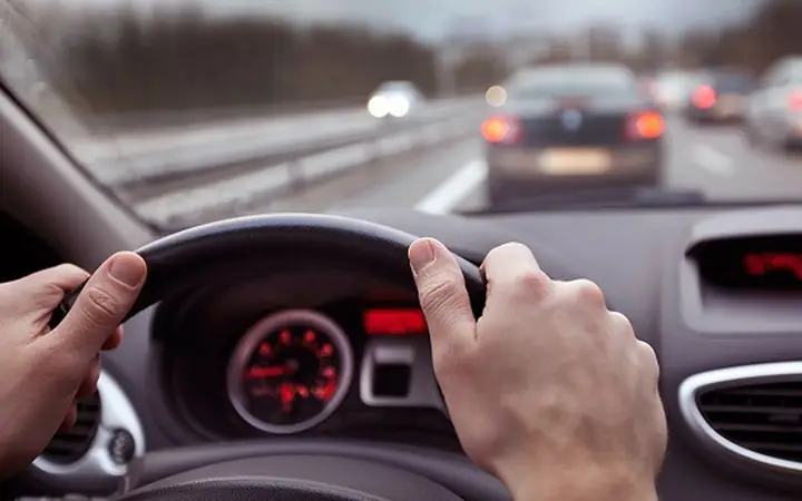 Người Mắc Bệnh Gì Thì Không Đủ Điều Kiện Sức Khoẻ Để Lái Xe?