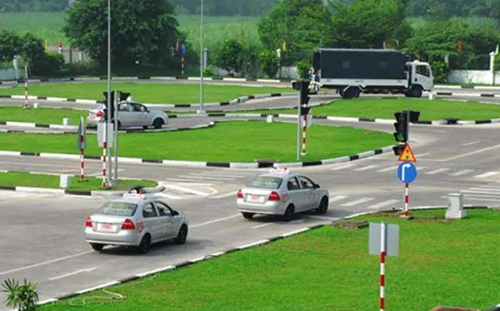 Điều Kiện Kinh Doanh Cơ Sở Đào Tạo Lái Xe Ô Tô, Áp Dụng Từ 1/1/2025