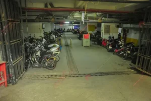 Quy Định Nhà Để Xe Ô Tô: Đủ Tiêu Chuẩn An Toàn Và Hợp Pháp?