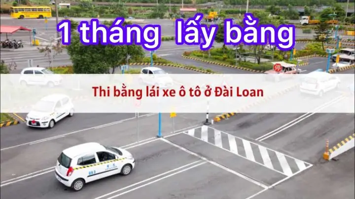Học Viên Lái Xe Ô Tô Thực Hành Trong Giờ Đào Tạo Theo Quy Định Thời Gian Thi Bằng Lái Xe Ô Tô.