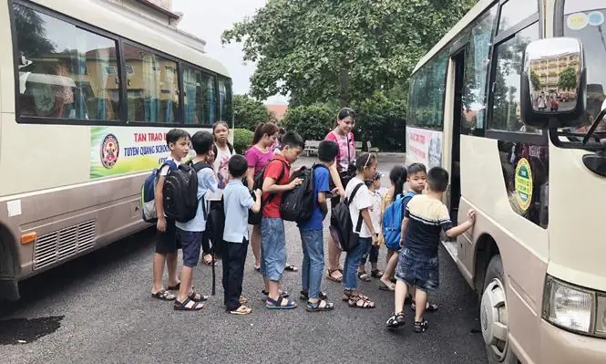 Quy Trình Đưa Đón Trẻ Bằng Xe Ô Tô An Toàn Và Hiệu Quả