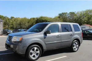 Hướng Dẫn Chi Tiết Lập Quyết Định Điều Động Xe Ô Tô Hợp Lệ