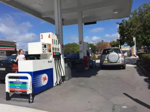 Tiện Ích Trạm Xăng Tự Phục Vụ Chưa Thể Phát Triển Vì Sao?