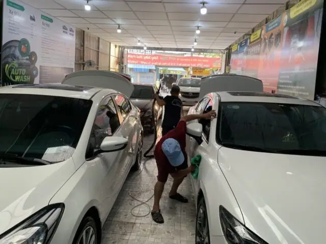 Tiệm Rửa Xe Ô Tô Xe Máy Phước Phi