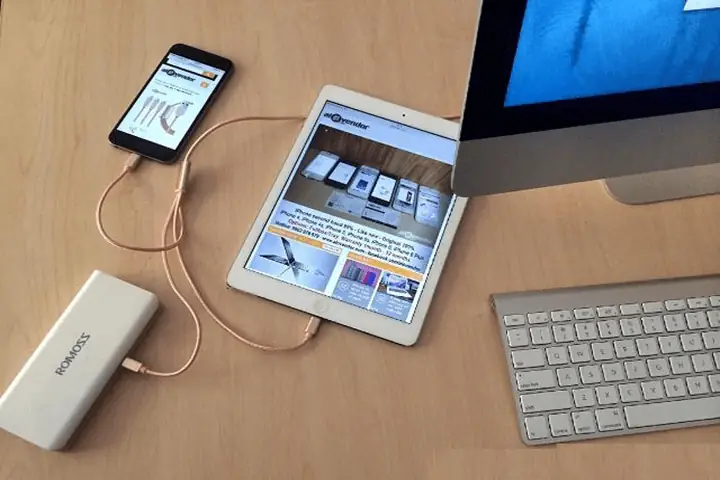 Dây Sạc Điện Thoại Đa Năng 3 In 1 Giúp Bạn Cùng Lúc Có Thể Sạc Pin Cho Nhiều Thiết Bị Di Động Dù Ở Bất Kỳ Đâu Và Bất Kỳ Lúc Nào!