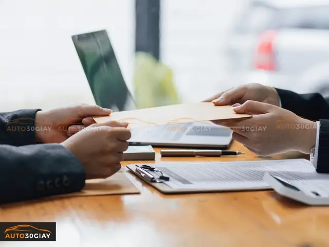 Những Trường Hợp Nào Cần Rút Hồ Sơ Gốc Xe Ô Tô?