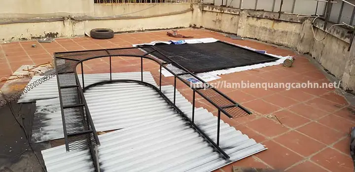 Các Hạng Mục Trang Trí Khi Thi Công Showroom