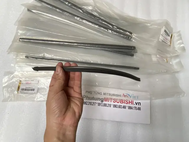 Địa Điểm Mua Lưỡi Cao Su Gạt Mưa Trước Xe Mitsubishi Attrageuy Tín, Giá Rẻ, Chính Hãng