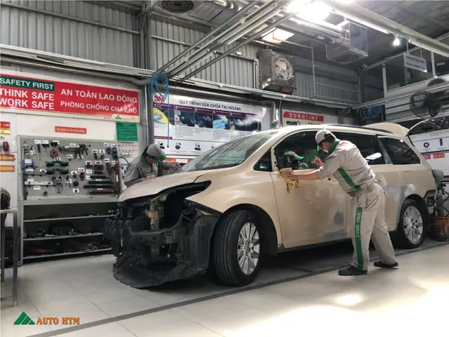 Sơn Nguyên Chiếc Toyota Sienna Auto Htm Service 16