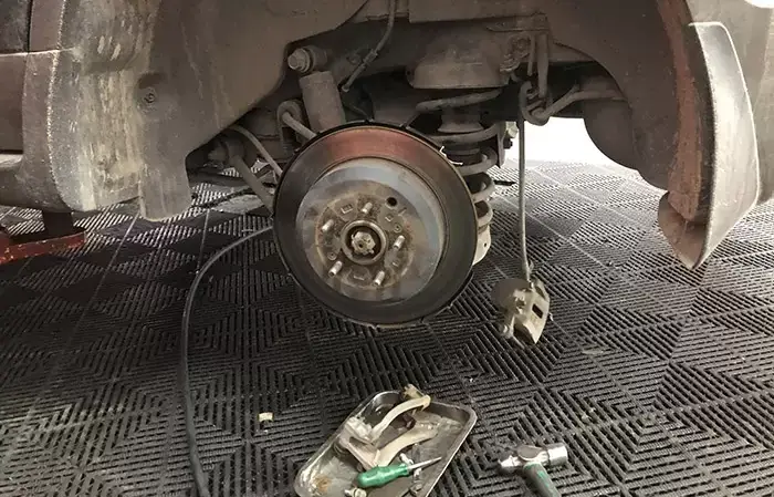 A/ Má Phanh: A/ Má Phanh: