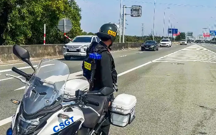 Cao Tốc Dịp Tết Thông Thoáng Hơn - Ảnh 2.