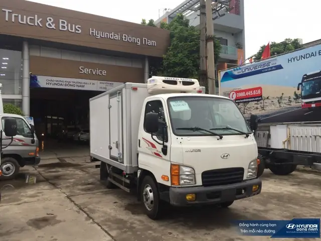 Xe 2.5 Tấn Thùng Đông Lạnh