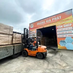 Tấm Ván Gỗ Nâng Bánh Xe Ô Tô: Hướng Dẫn Sử Dụng Và Lưu Ý An Toàn