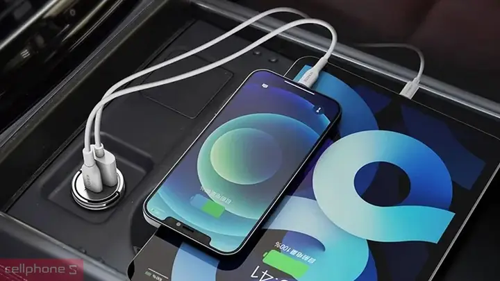 Tiện Lợi Khi Di Chuyển Và Sạc Nhiều Thiết Bị Cùng Lúc