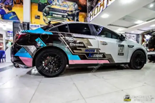 Tem-xe-chevrolet-cruze-ccr029