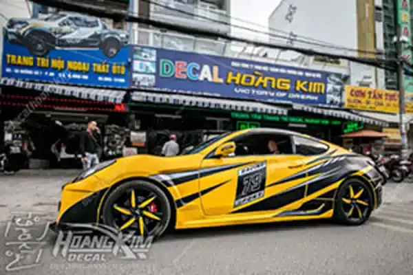 Tem-xe-hyundai-genesis-hge002