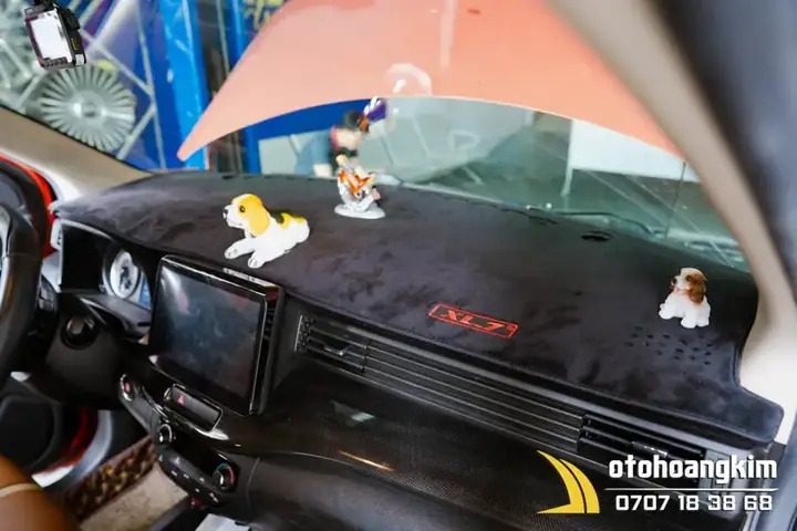 Thảm Taplo Ô Tô Là Gì?