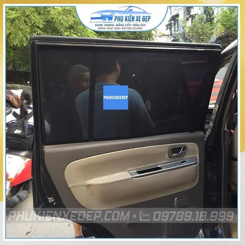 Rèm Che Nắng Ô Tô Nam Châm Mitsubishi Jolie Là Gì?