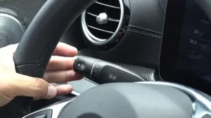 Nút Gạt, Phun Nước Kính Xe Ô Tô