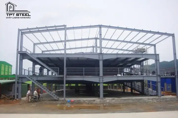 Báo Giá Thi Công Nhà Để Xe Ô Tô Khung Thép