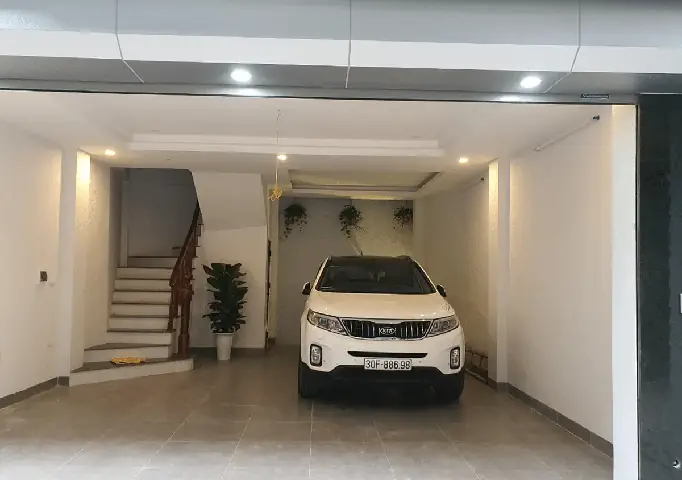 Mẫu Thiết Kế Nhà Để Xe Ô Tô Trong Nhà