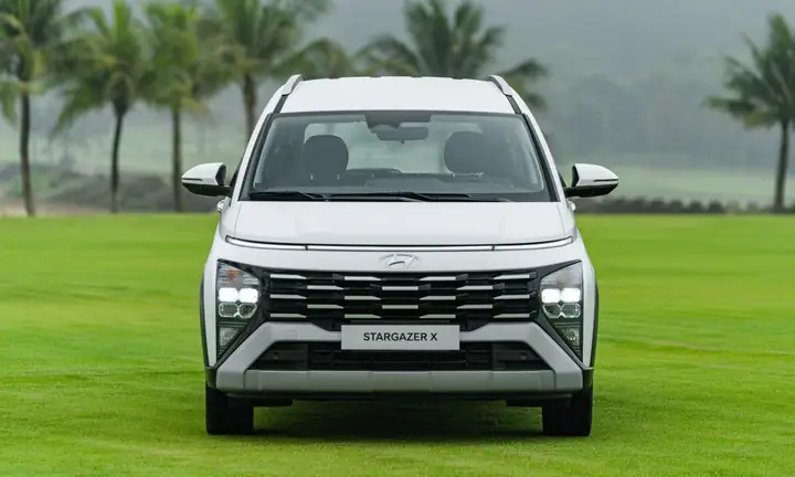 Ngoại Thất Hyundai Stargazer X