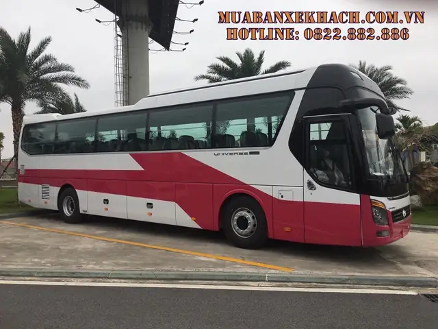 Ngoại Thất Xe Hyundai Universe Premium 410 Ps