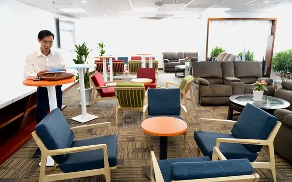 Thông Tin Tuyển Dụng Trên Xe Ô Tô Khách: Những Điều Cần Biết