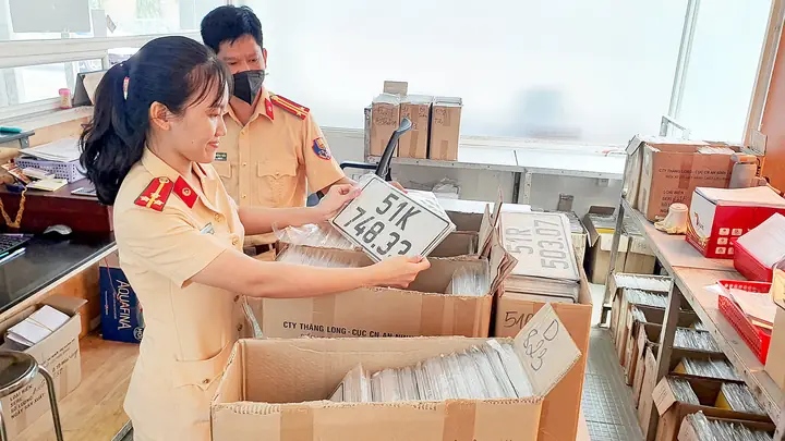 Giấy Phép Lái Xe - Ảnh 1.