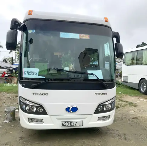 Huyndai County 30 Chỗ Cho Thuê