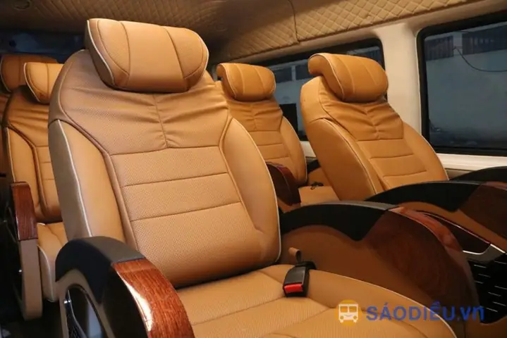 Thuê Xe Ô Tô Đi Hạ Long