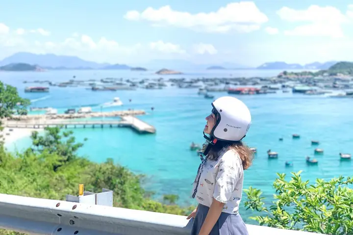 Chuyển Bằng Xe Máy