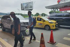 Đề Xuất Không Quy Định Niên Hạn Đối Với Ô Tô Chở Người Dưới 9 Chỗ?