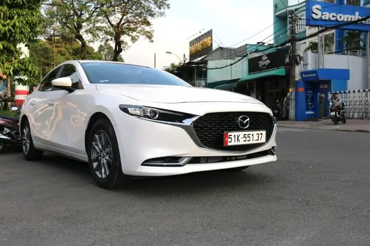 Giá Thuê Xe 4 Chỗ Theo Tháng