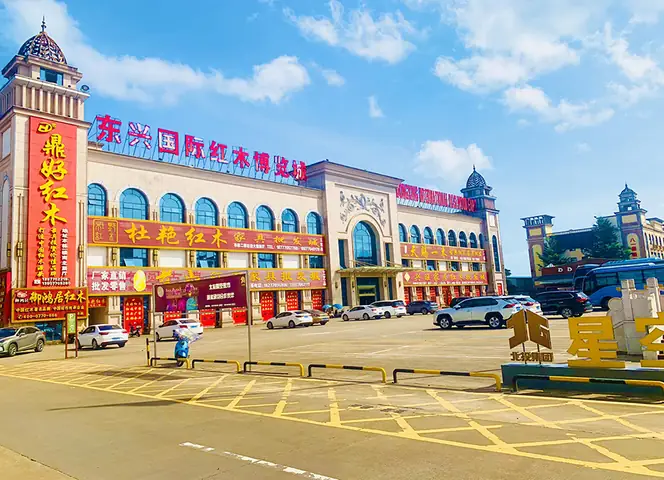 Thuê Xe Ô Tô Tự Lái Du Lịch Hùng Hưng