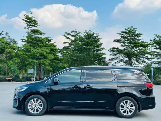 Bảng Giá Xe Tự Lái 7 Chỗ