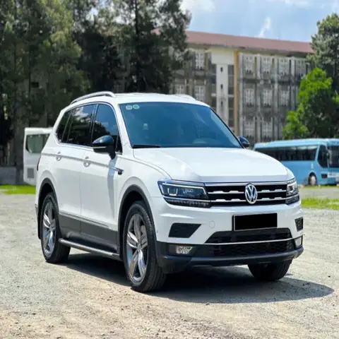 Thuê Xe Ô Tô Tự Lái Quận 7 – Tự Do Trải Nghiệm Cùng Bom Car