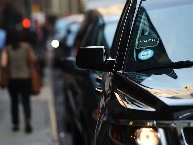 Tại Sao Người Mỹ Lại Thích Sử Dụng Dịch Vụ Của Uber Hay Lyft Thay Vì Mua Xe Ô Tô?