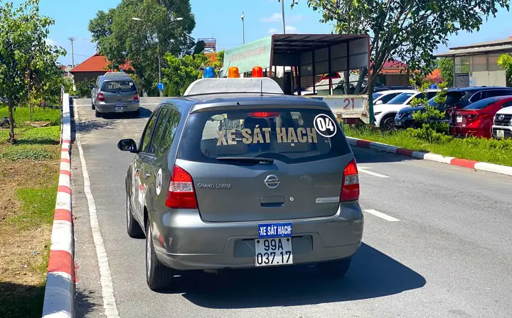 Sau Khi Ghi Nhận Góp Ý, Bộ Gtvt Đã Rút Đề Xuất Hạ Tiêu Chuẩn Giáo Viên Dạy Thực Hành Lái Xe Từ Bằng Trung Cấp Xuống Tốt Nghiệp Cấp 3.